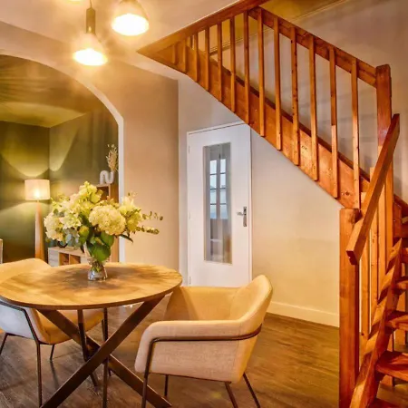 Holiday home Maisonnette Relaxante, Balneo & Confort, Proche De La Gare